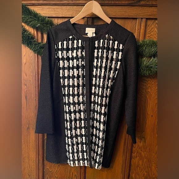 CHICO’s (size 1/med) 3/4 black & white pattern blazer/jacket/coat black/white. - Picture 3 of 12